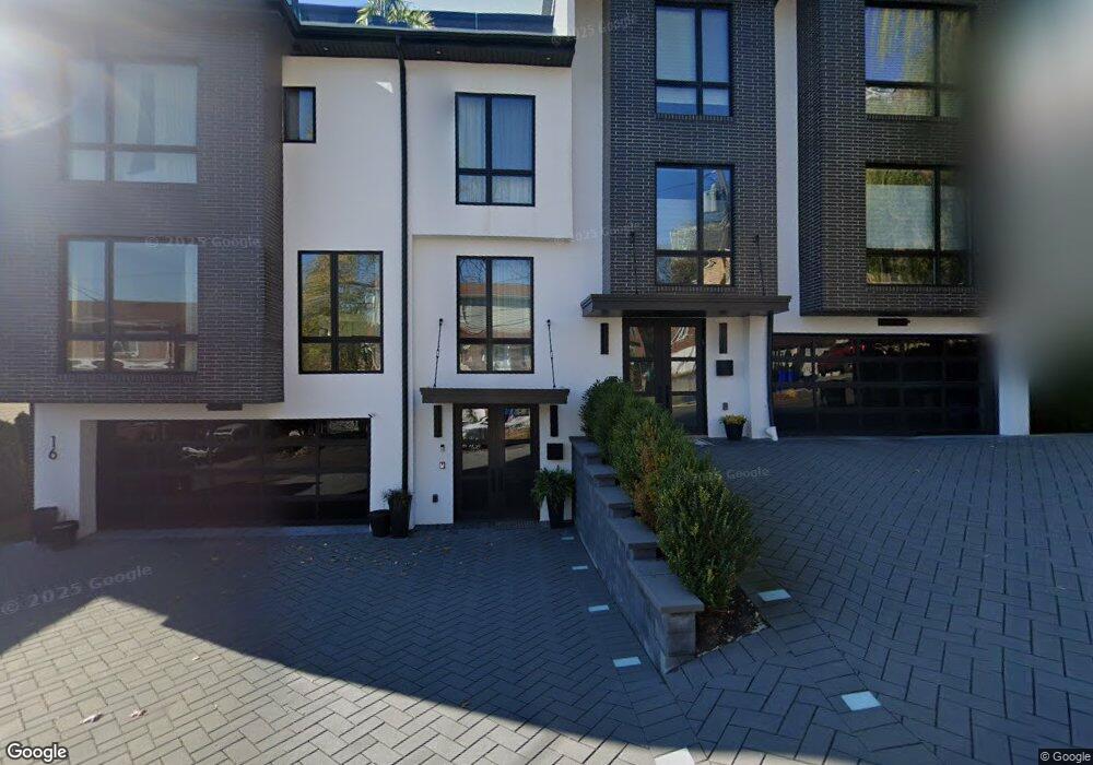 18 Casta Ln unit A, Edgewater, NJ 07020 - photo 1