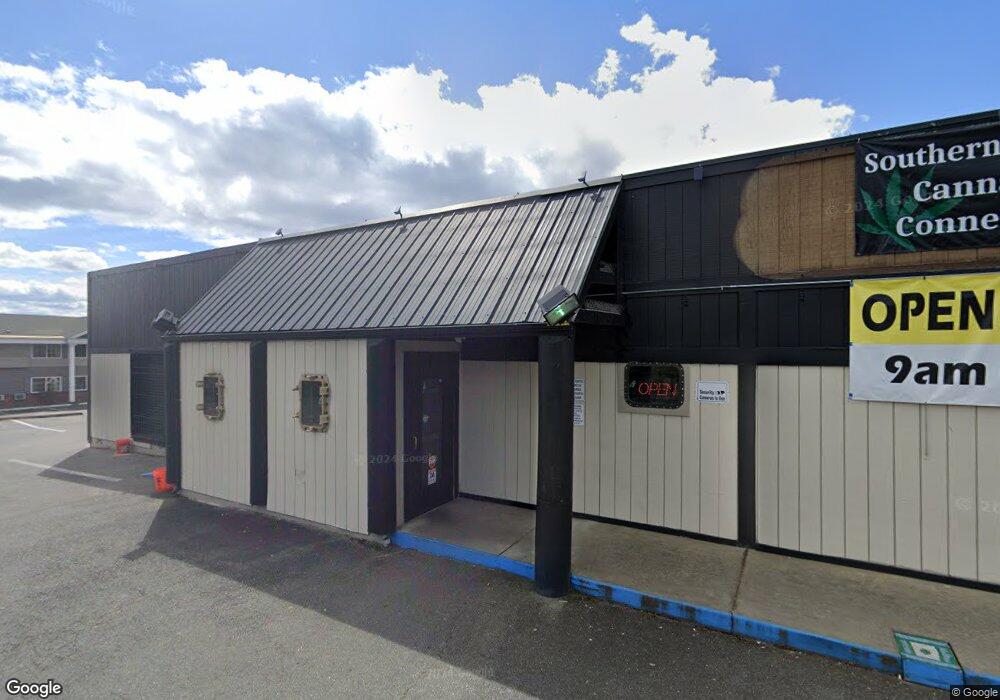 1950 NE 7th St, Grants Pass, OR 97526 - photo 1