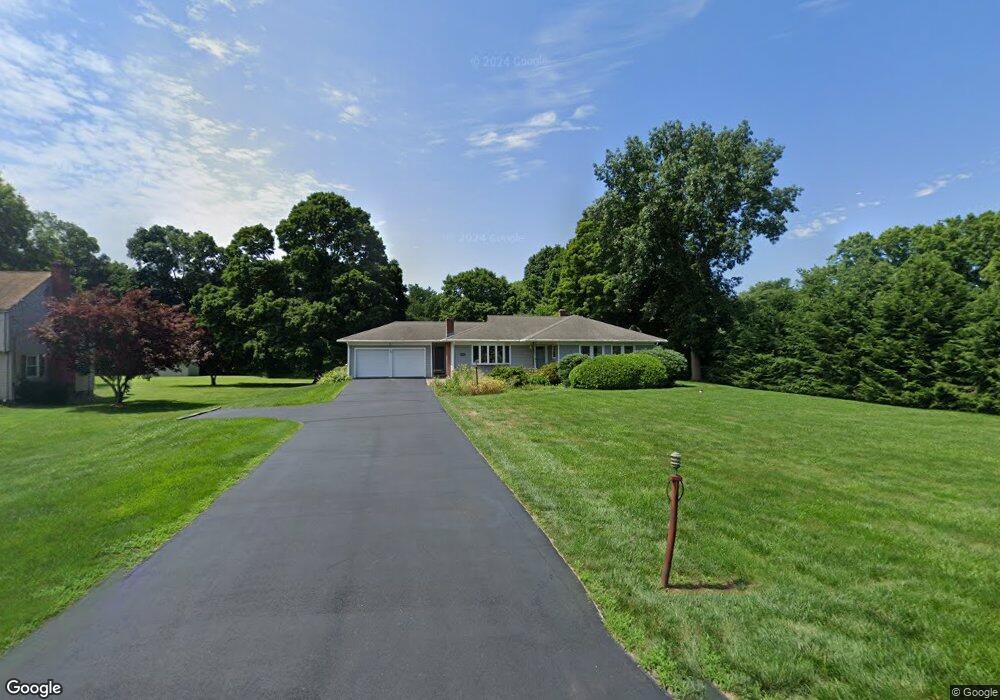 201 Terry Plains Rd, Bloomfield, CT 06002 - photo 1