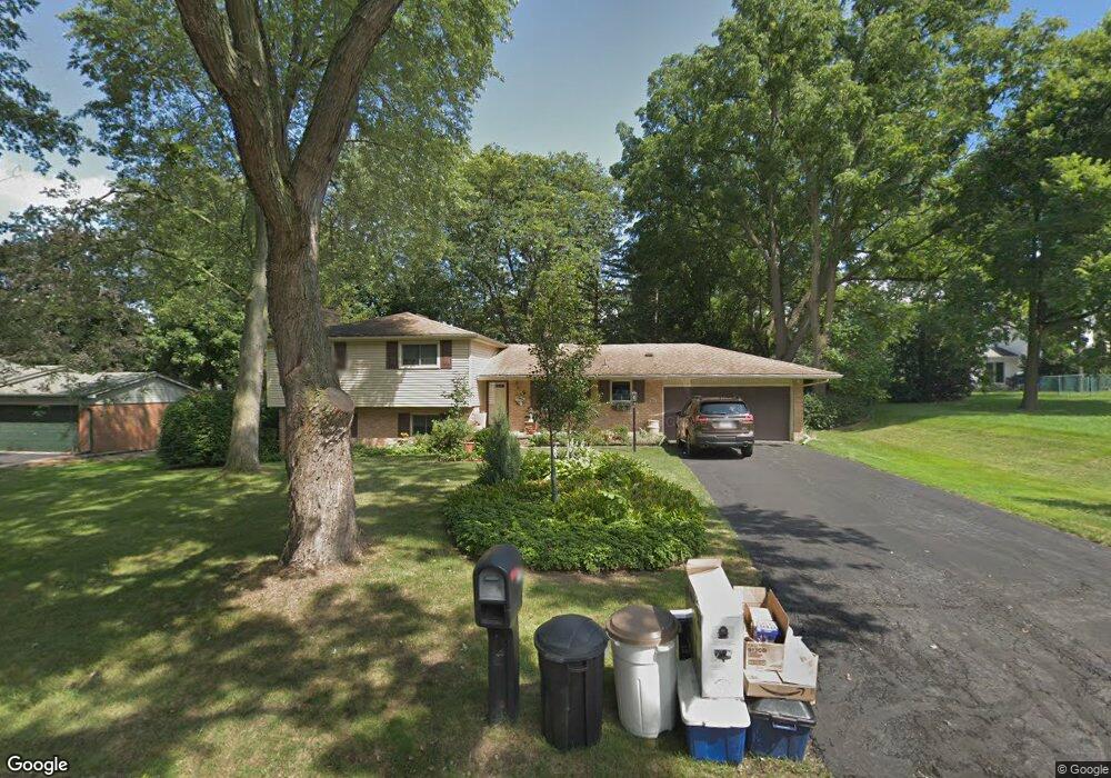 2761 Bridle Rd, Bloomfield Hills, MI 48304 - photo 1