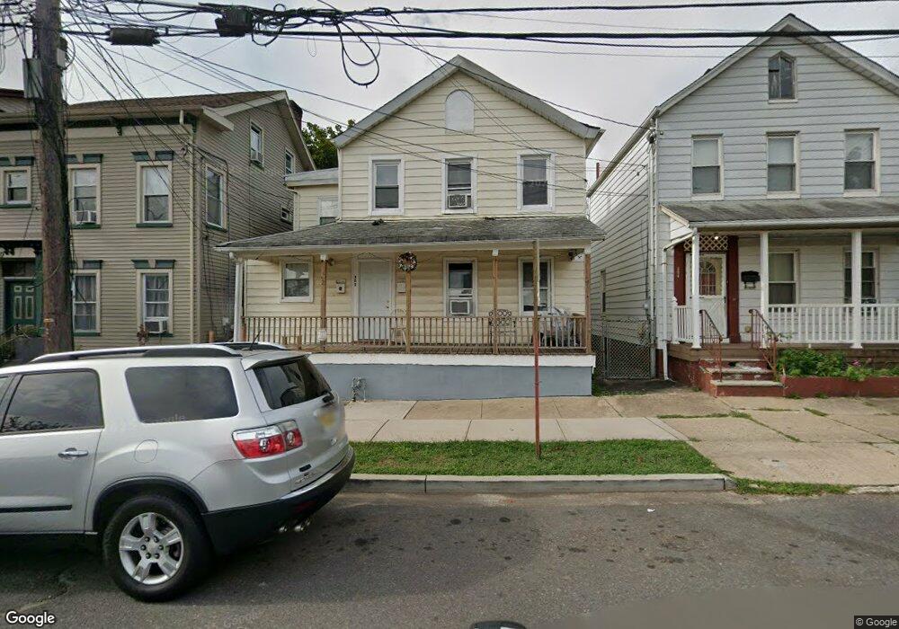302 Redmond St, New Brunswick, NJ 08901 - photo 1
