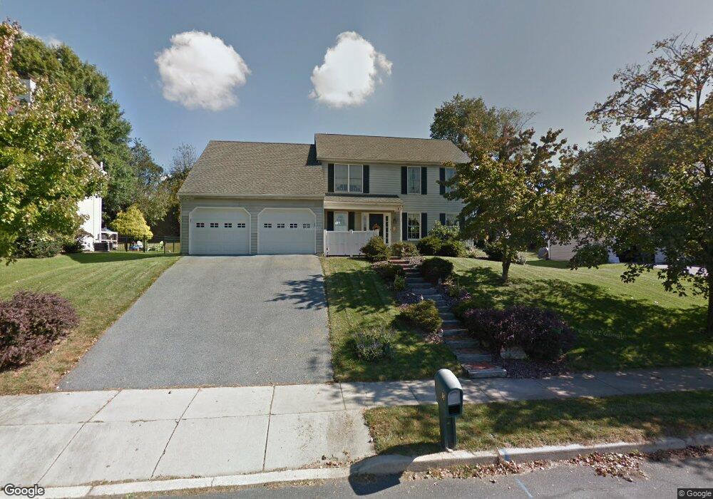 5 Fox Glove Ln, Reading, PA 19606 - photo 1