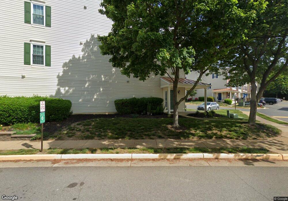 9210 Deer Crossing, Lorton, VA 22079 - photo 1