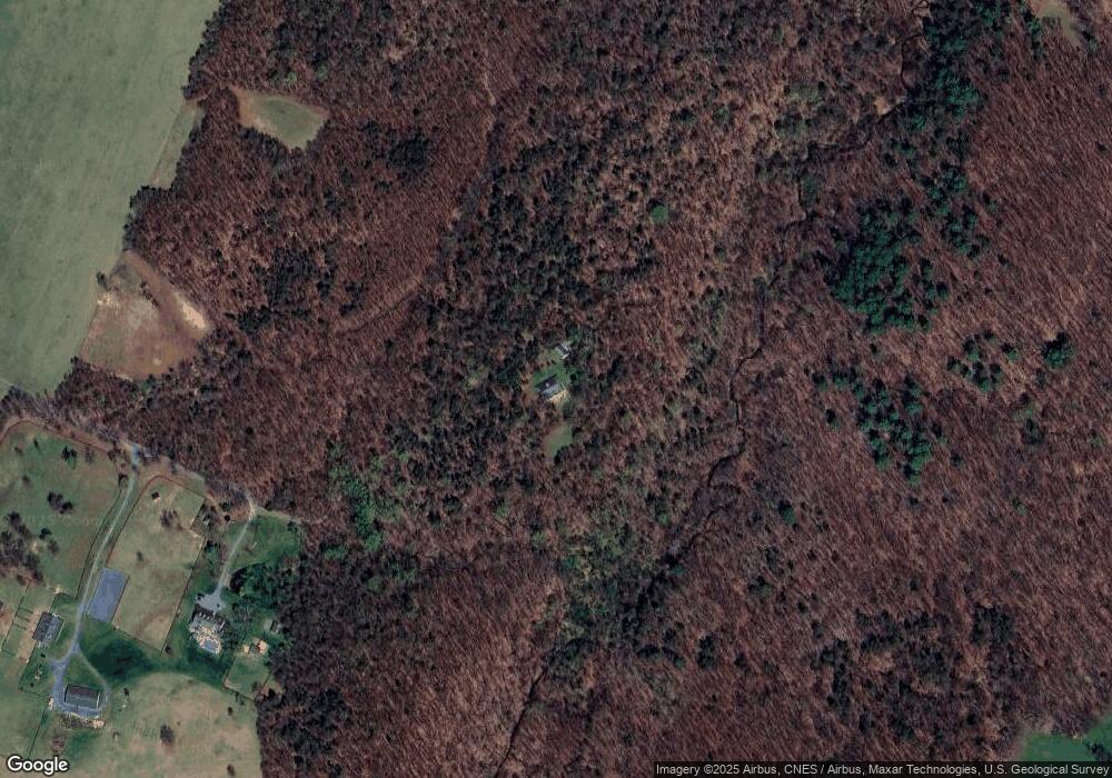 528 Middle Fork Rd, Cross Junction, VA 22625 - photo 1