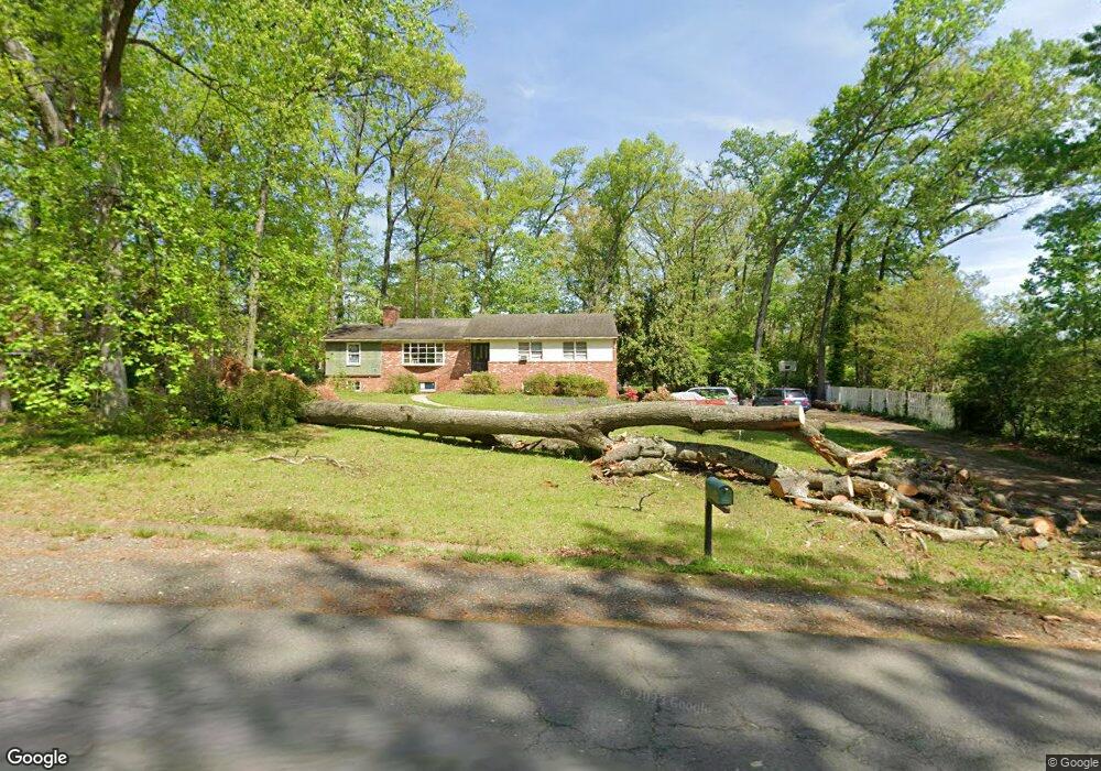 3605 Laurel Leaf Ln, Fairfax, VA 22031 - photo 1