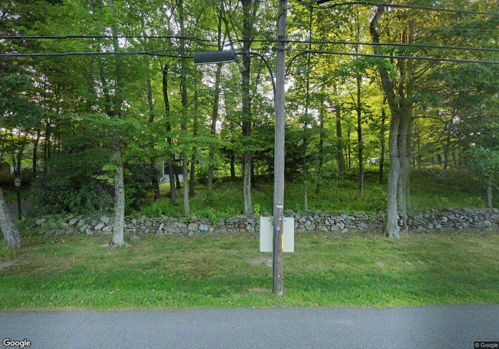 40 Duncaster Rd, Bloomfield, CT 06002 - photo 1