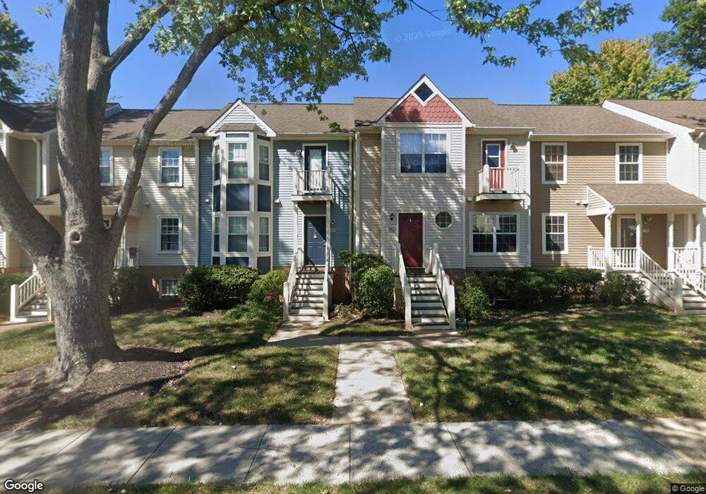 300-D Locust St SE, Vienna, VA 22180 - photo 1