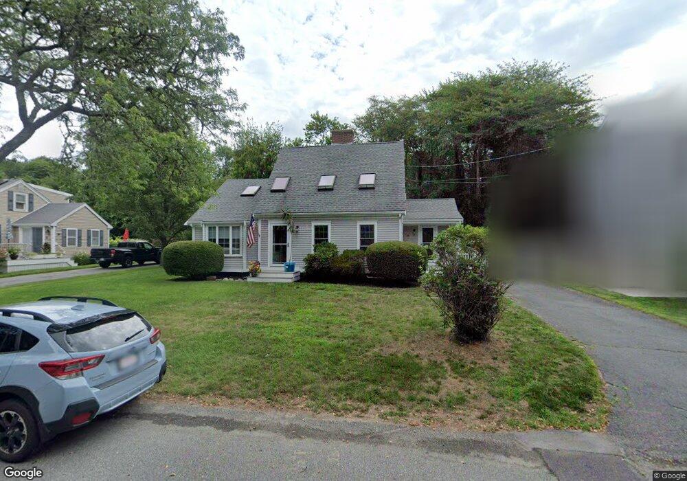 8 Linhares Ave, Mattapoisett, MA 02739 - photo 1