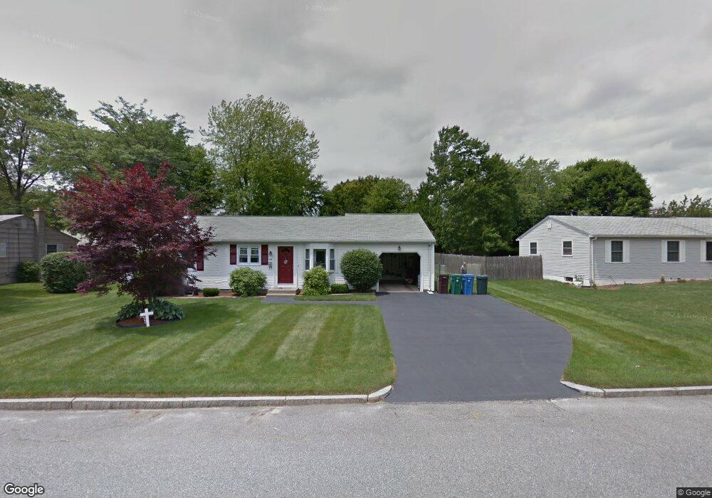 566 Walnut Hill Rd, Woonsocket, RI 02895 - photo 1