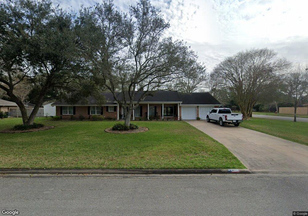 201 Ridgemont Dr, Alvin, TX 77511 - photo 1