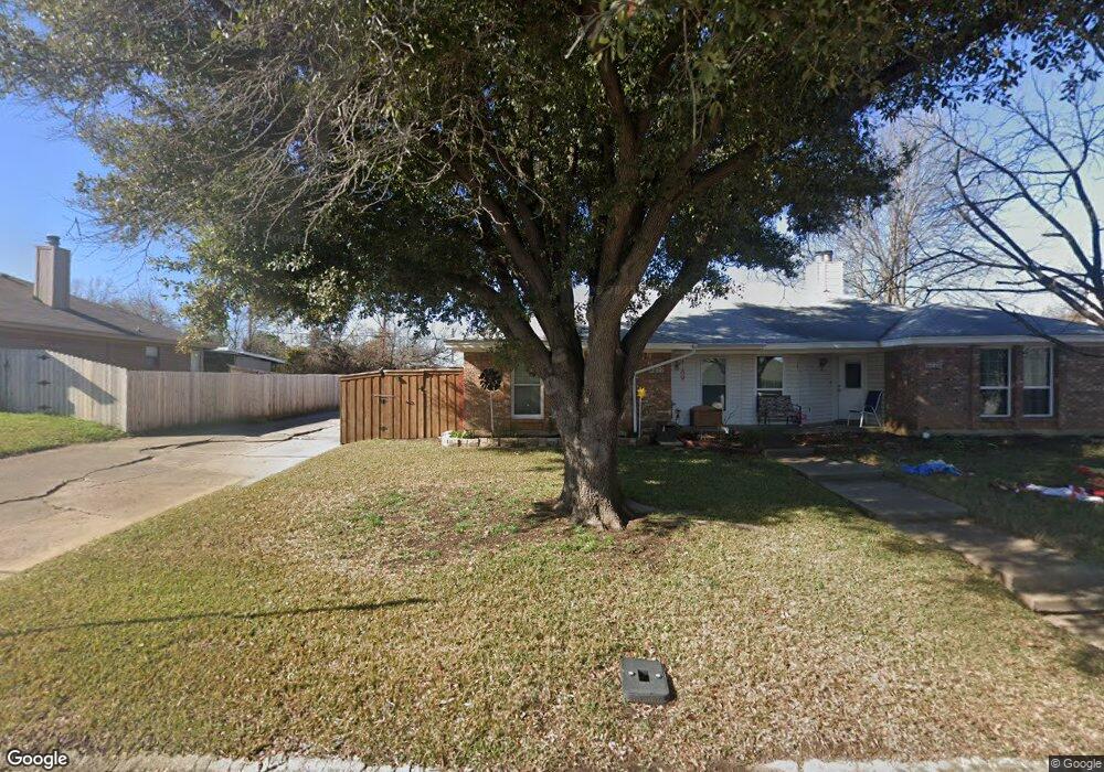 5333 Northridge Blvd, North Richland Hills, TX 76180 - photo 1