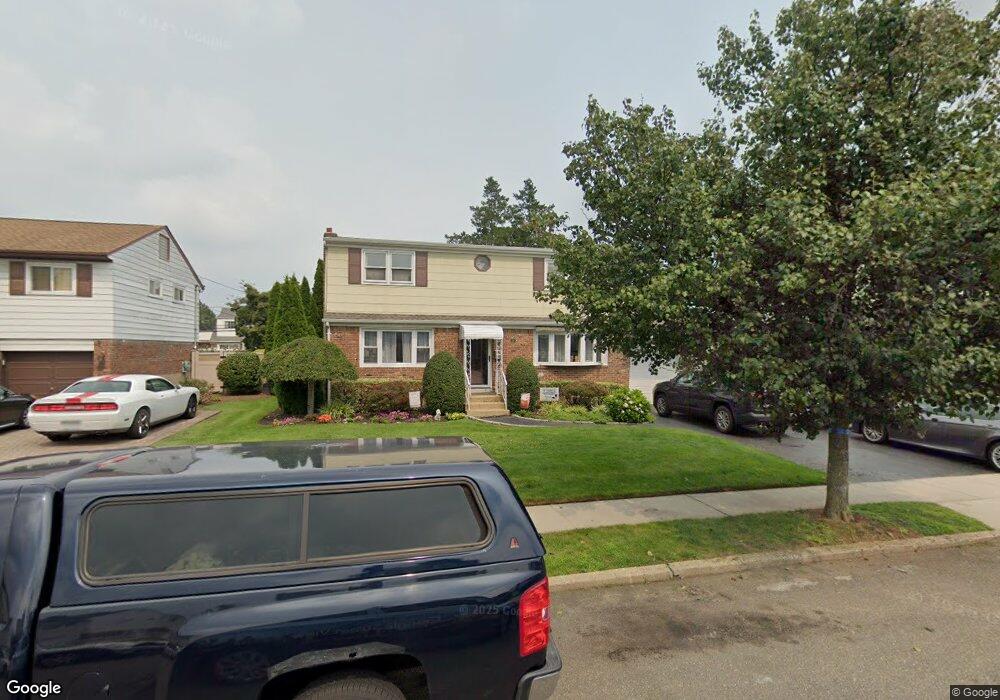 20 Clark St, Plainview, NY 11803 - photo 1