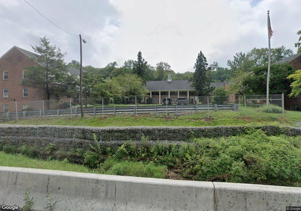 132 Claremont Rd Unit 5c unit C, Bernardsville Boro, NJ 07924 - photo 1