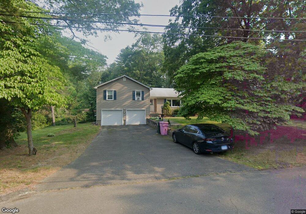 38 Taquoshe Place, Fairfield, CT 06825 - photo 1