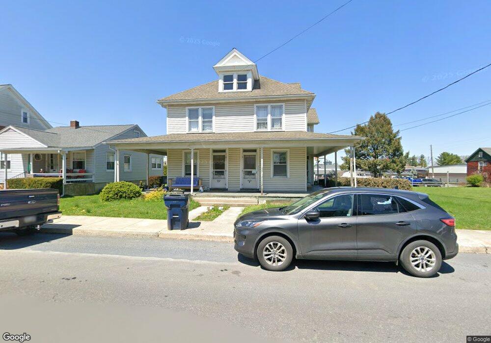 343 E Jackson St, New Holland, PA 17557 - photo 1