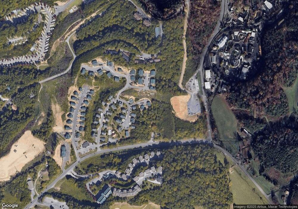 937 Mcmakin Way unit 2, Pigeon Forge, TN 37863 - photo 1