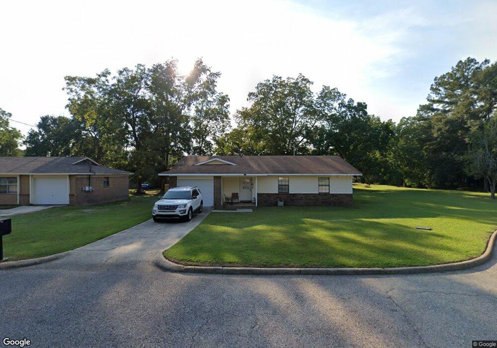 1920 Aberdeen Rd, Dothan, AL 36301 - photo 1