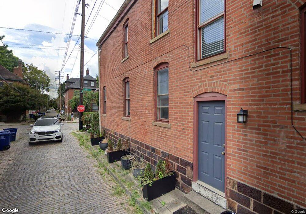 236 Collins Ave, Columbus, OH 43215 - photo 1