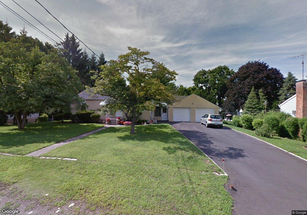 4 Lancey St, Danbury, CT 06810 - photo 1