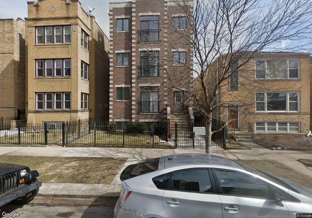 6209 N Washtenaw Ave unit 2, Chicago, IL 60659 - photo 1
