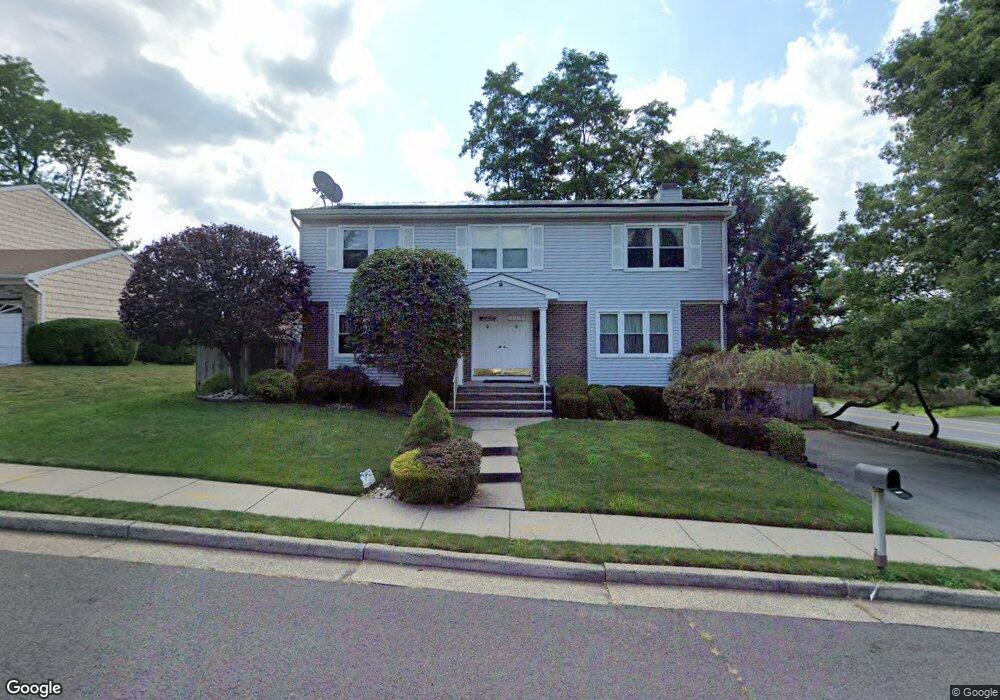 2 Vincent Ct, Edison, NJ 08820 - photo 1