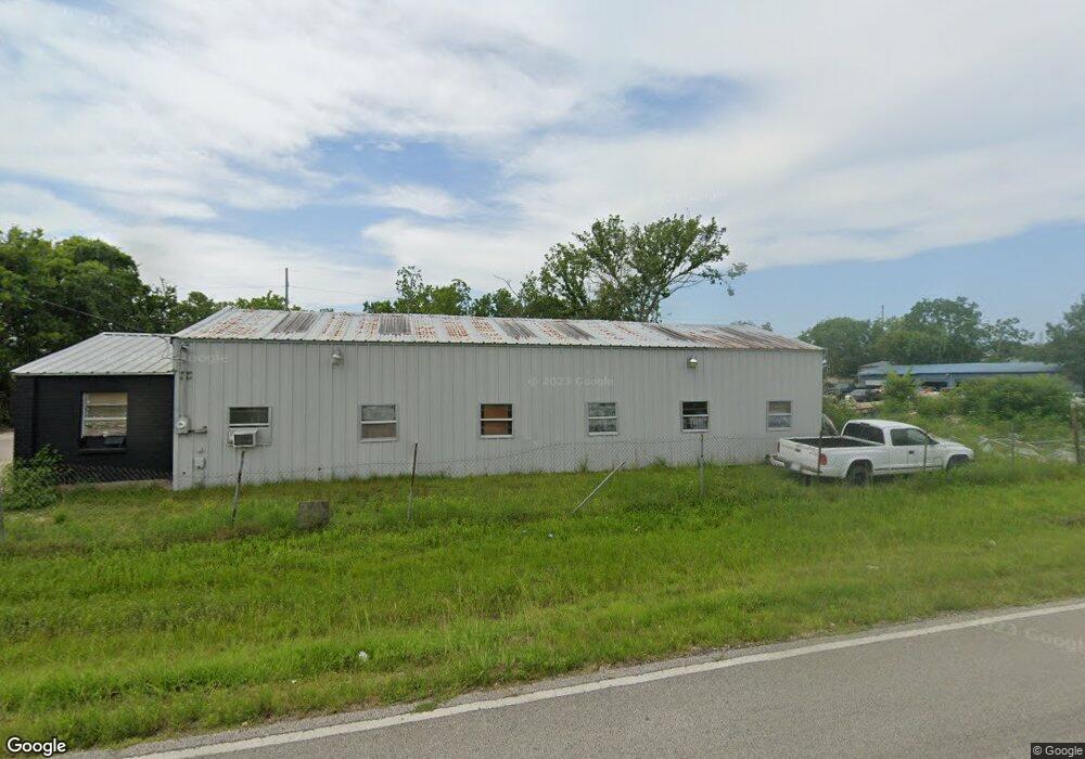 296 Cline Dr, Alvin, TX 77511 - photo 1