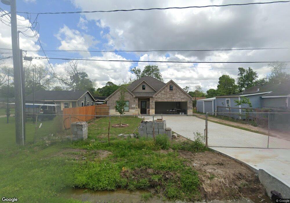 1211 Sadler St, Houston, TX 77022 - photo 1