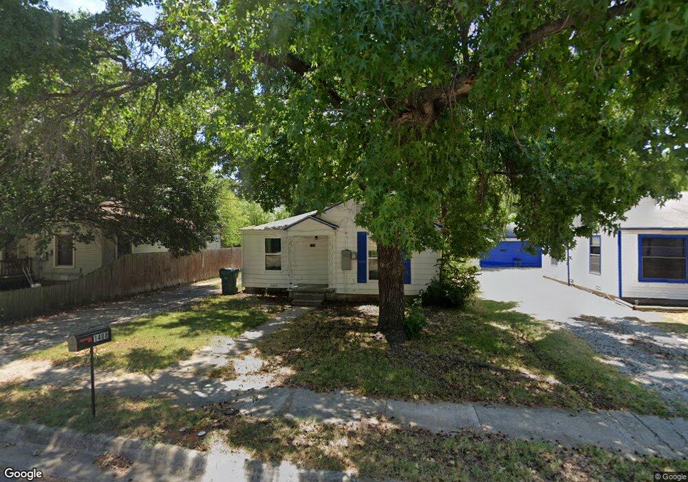 1408 Myrtle St, Gainesville, TX 76240 - photo 1
