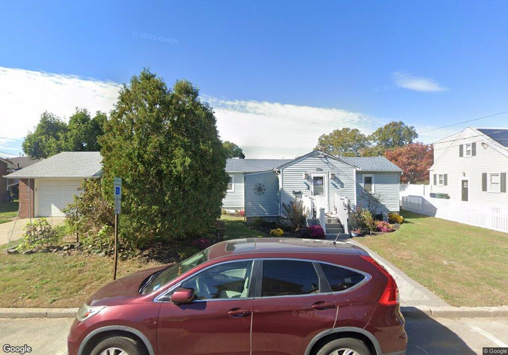 739 Lee St, Perth Amboy, NJ 08861 - photo 1