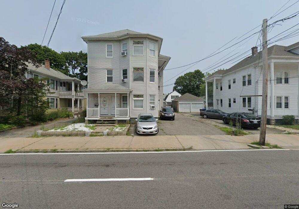 1375 Newport Ave unit 3, Pawtucket, RI 02861 - photo 1