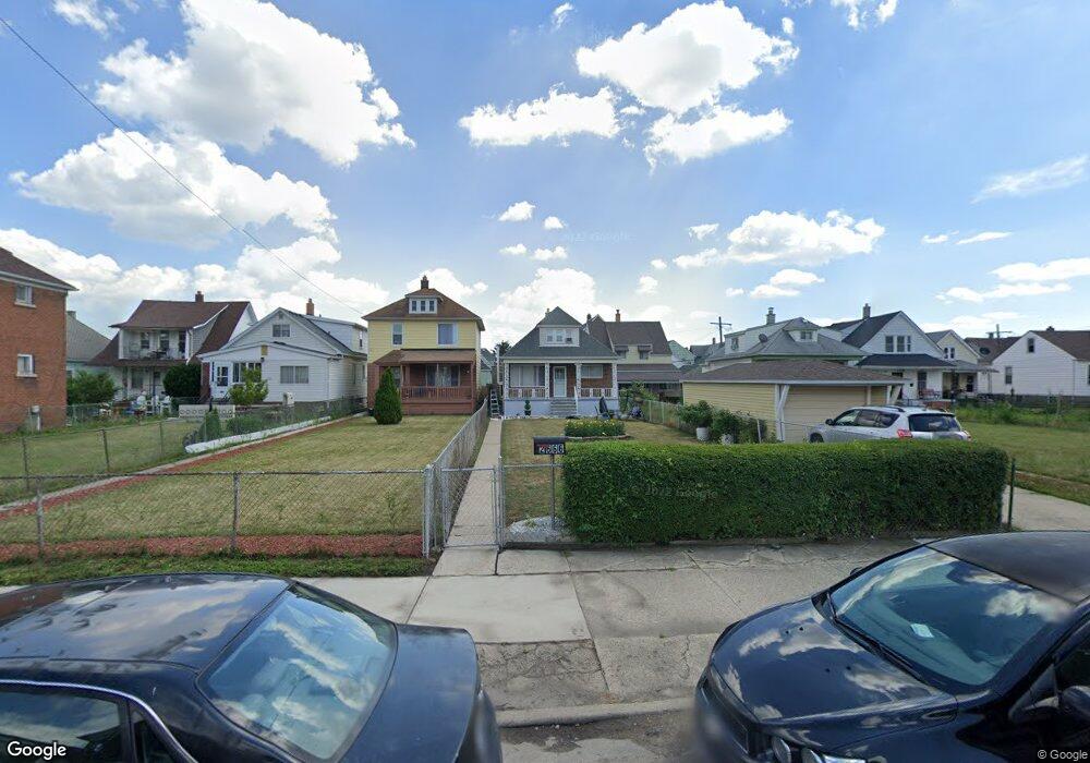 2666 Casmere St, HamtraMcK, MI 48212 - photo 1