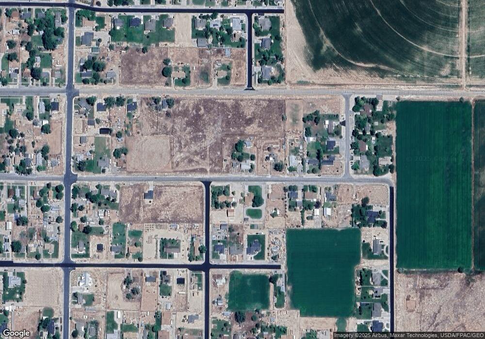 325 E 100 N, Gunnison, UT 84634 - photo 1