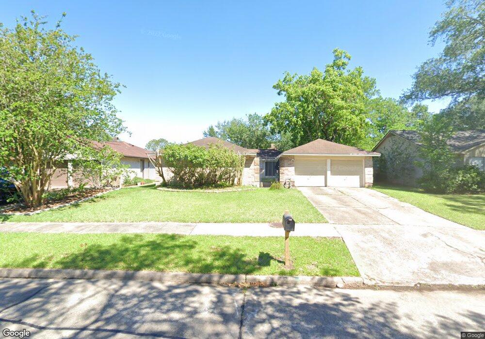 5226 Abercreek St, Friendswood, TX 77546 - photo 1