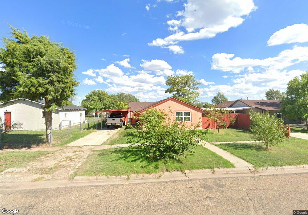 909 Beard Ave, Dumas, TX 79029 - photo 1