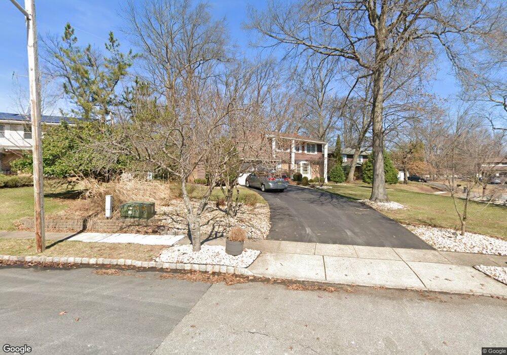 5 Winterberry Cir, Piscataway, NJ 08854 - photo 1