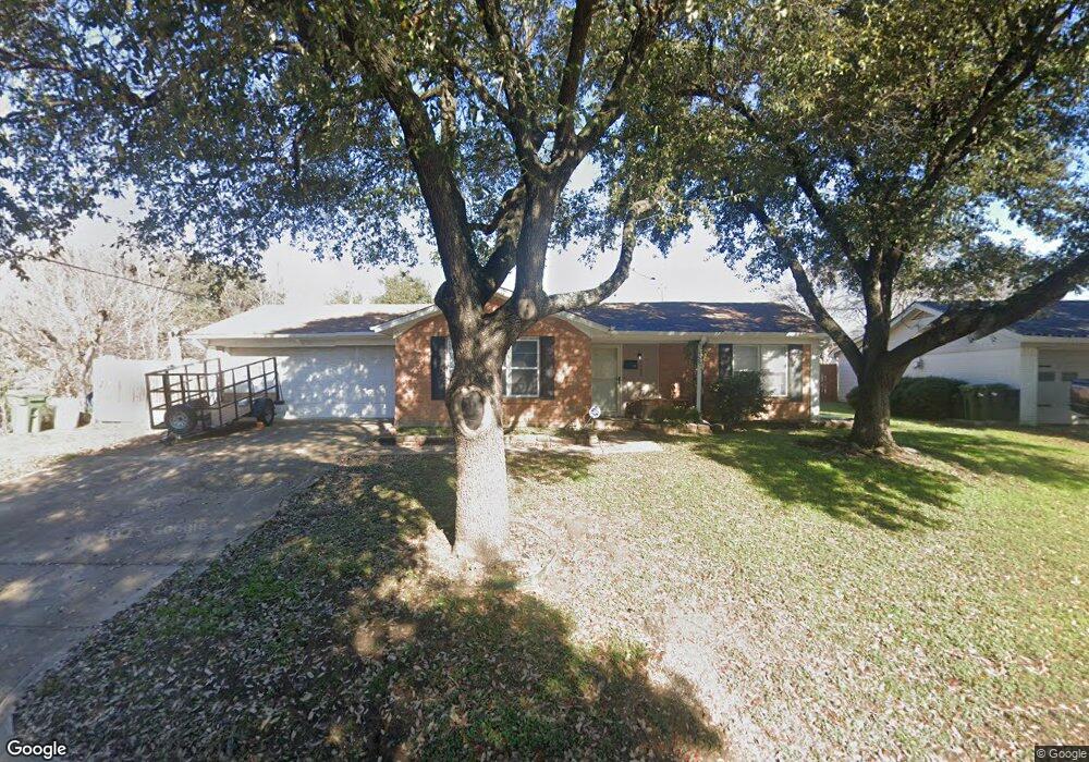 7905 Joreen Dr, North Richland Hills, TX 76180 - photo 1