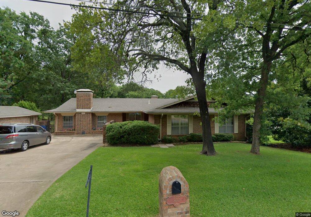 930 S Maurice Ave, Denison, TX 75020 - photo 1