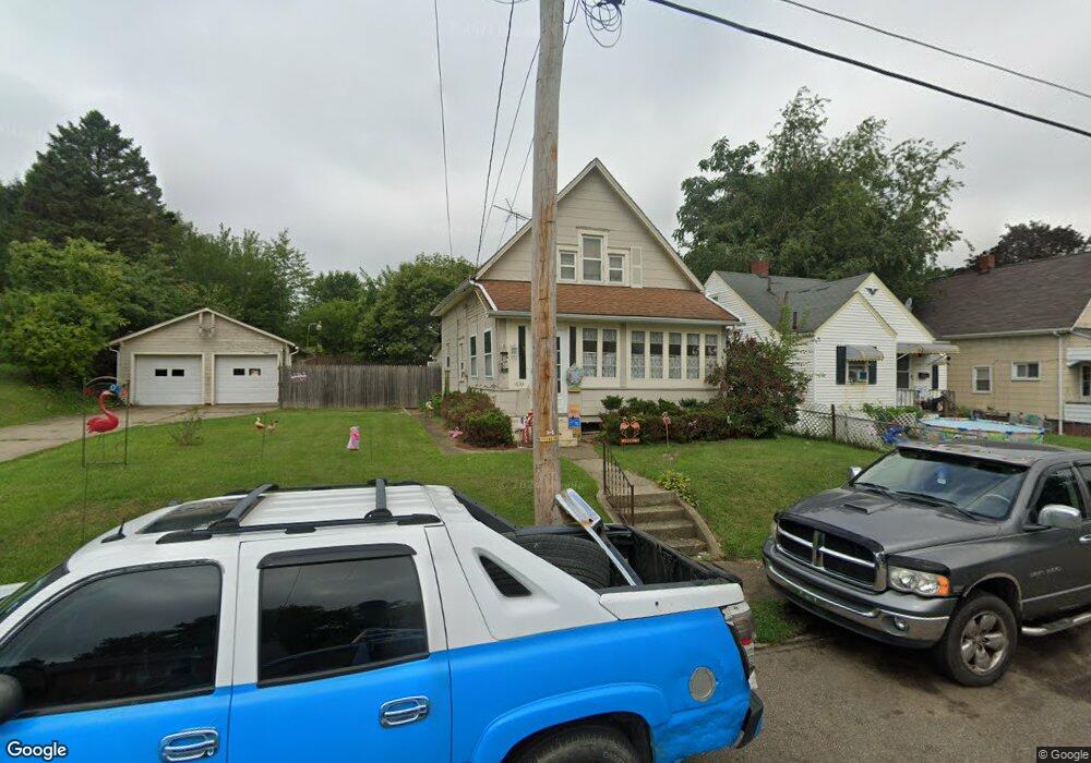 1633 St Elmo Ave NE, Canton, OH 44705 - photo 1