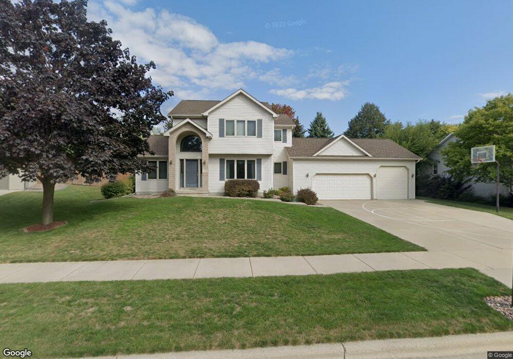 175 Harvest Cir, Oregon, WI 53575 - photo 1