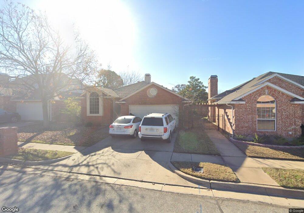 1944 Pine Ridge Dr, Bedford, TX 76021 - photo 1