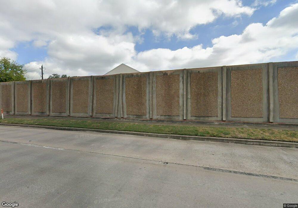 10388 Longmont Dr unit 51, Houston, TX 77042 - photo 1