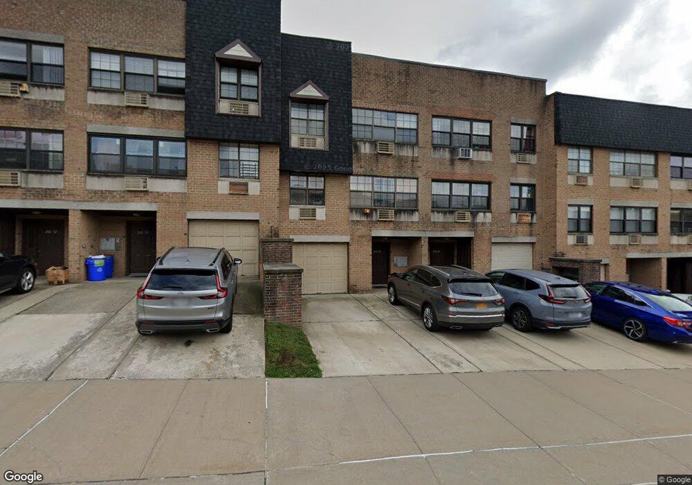 24026 70th Ave unit 11B, Little Neck, NY 11362 - photo 1