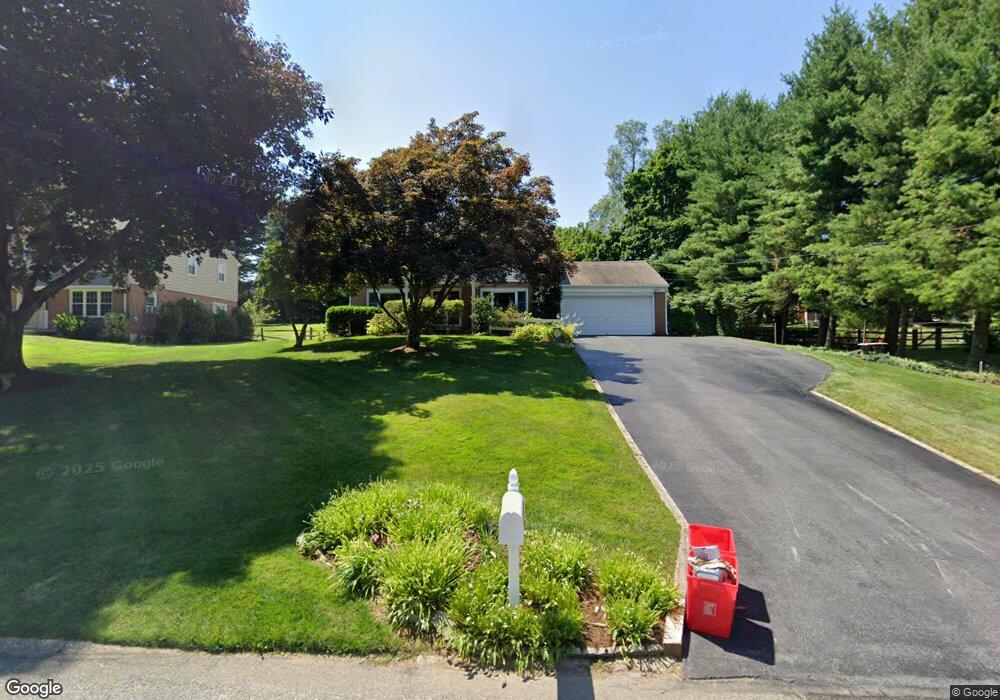 10 Deer Run Ln, Malvern, PA 19355 - photo 1