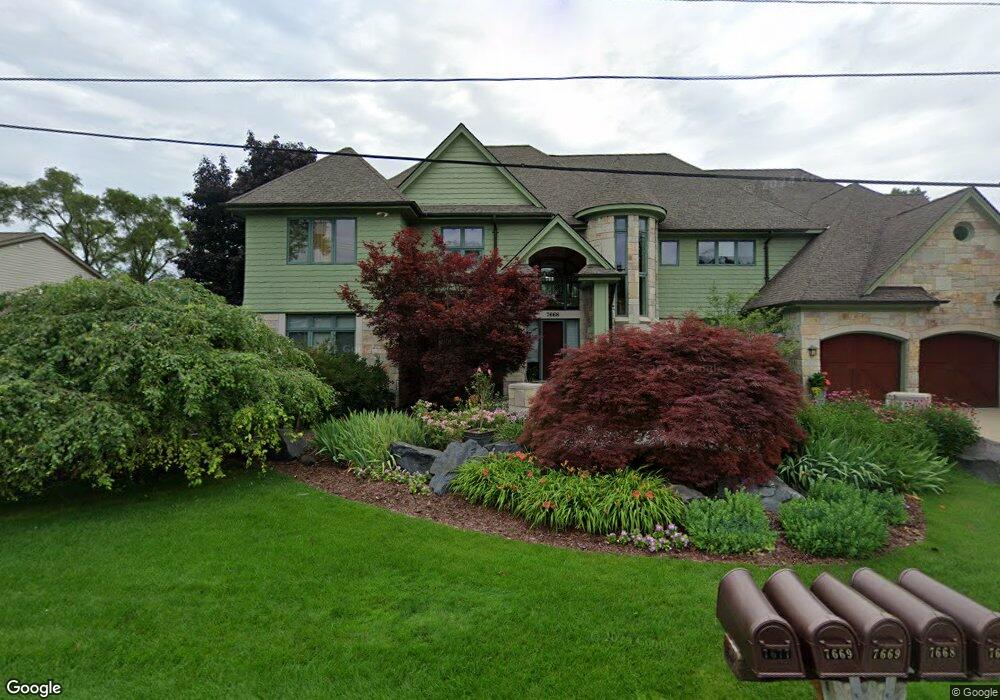 7668 Detroit Blvd, West Bloomfield, MI 48323 - photo 1