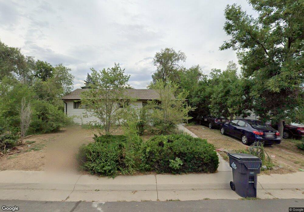 810 Nile St, Aurora, CO 80010 - photo 1