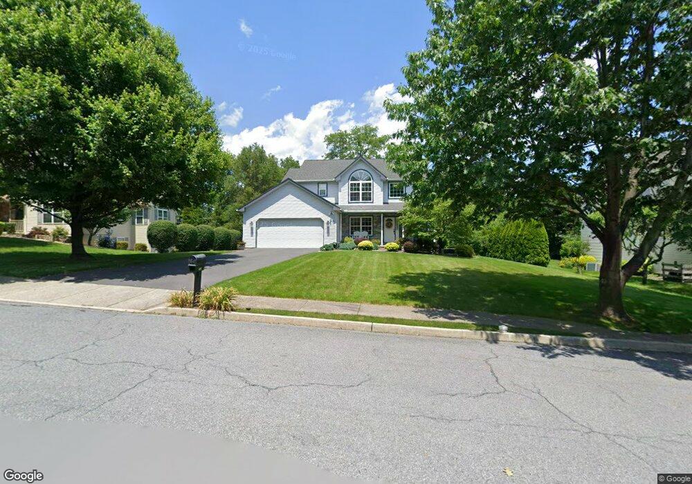 425 Moravian St, Nazareth, PA 18064 - photo 1