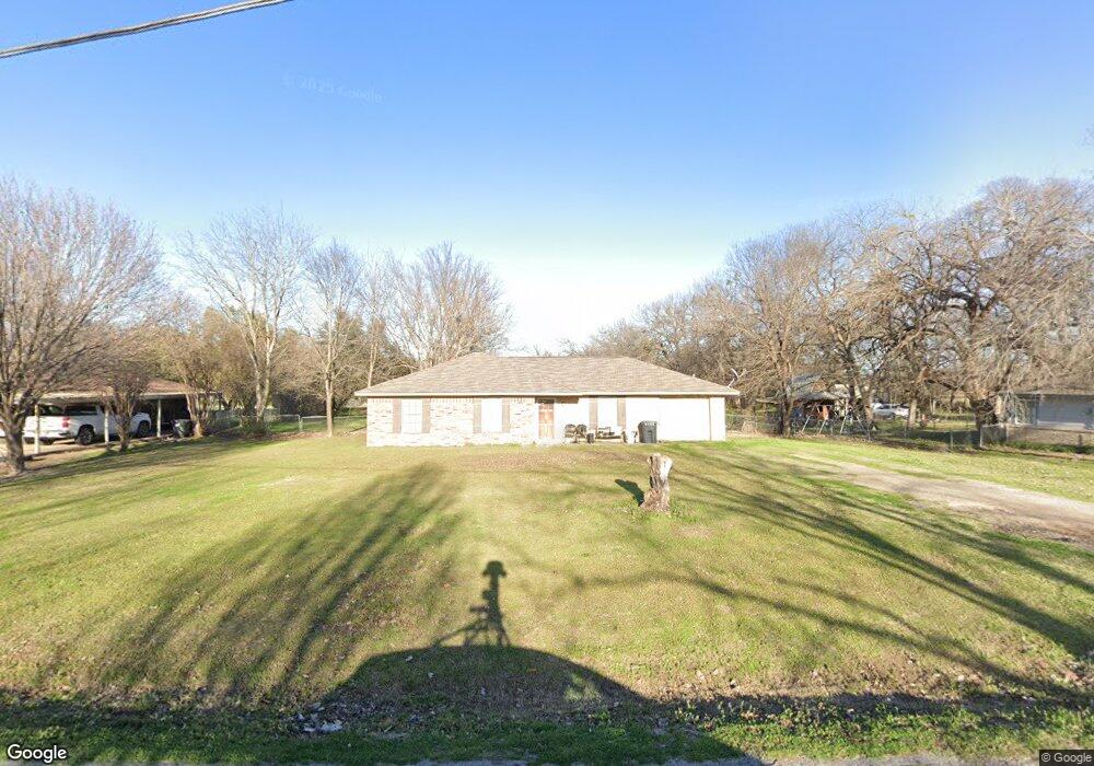 1020 Hidden Hills Dr, Corsicana, TX 75110 - photo 1