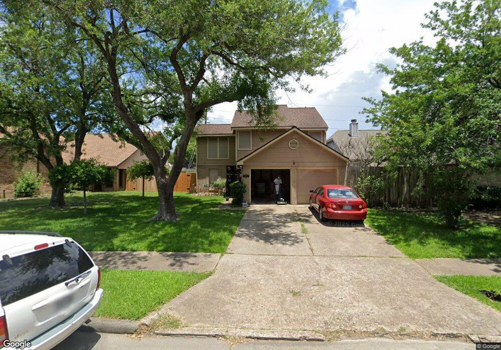 8906 Scenic Green Dr, Houston, TX 77088 - photo 1