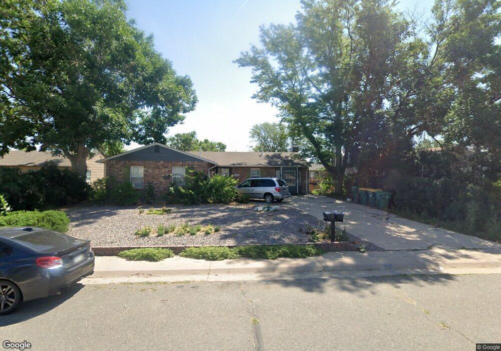 14318 E Montana Cir, Aurora, CO 80012 - photo 1