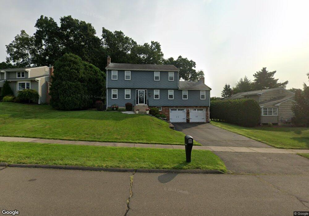 10 Valley View Dr, Newington, CT 06111 - photo 1